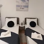 Apartman Hana U Blizini Ronilackog Kluba I Kostrenskih Plaza