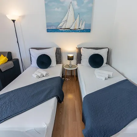 Apartman Hana U Blizini Ronilackog Kluba I Kostrenskih Plaza Kostrena
