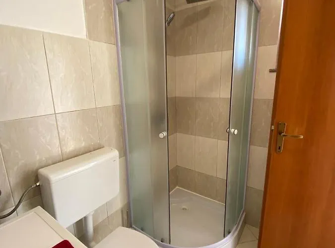 Apartamento Hana U Blizini Ronilackog Kluba I Kostrenskih Plaza *